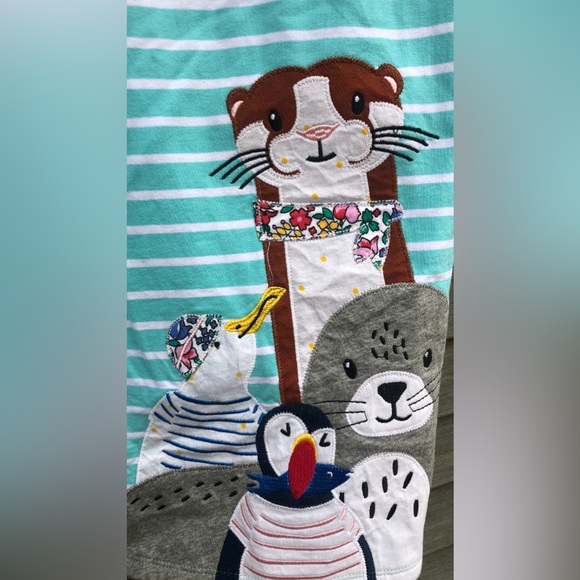Boutique Other - Embroidered Kids dress hooded and never worn NWOT Unique piece! 🐳🐧🐥🦄🦦🦜